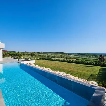 Villa Modern Zora With Sauna In Visnjan Markovac